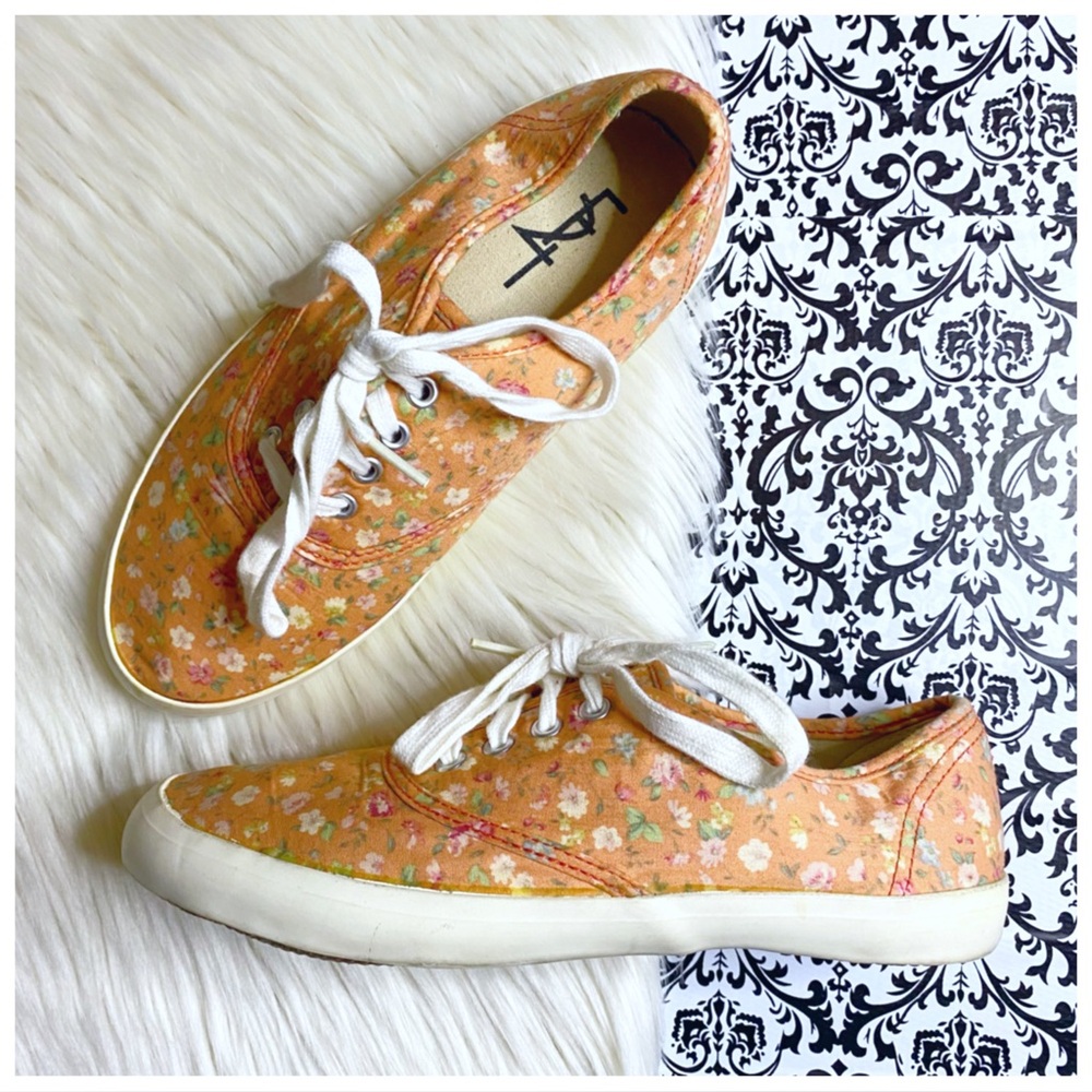 Forever 21 : size : 8 : peach mauve floral lace up casual summer canvas sneakers